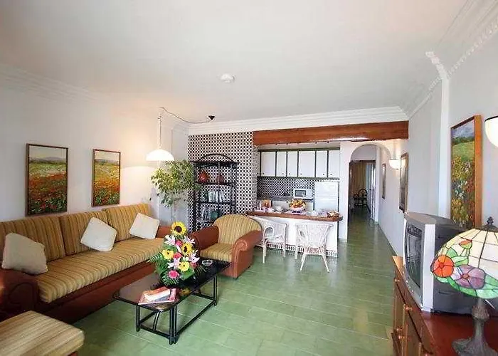 Apartamentos Perla Marina